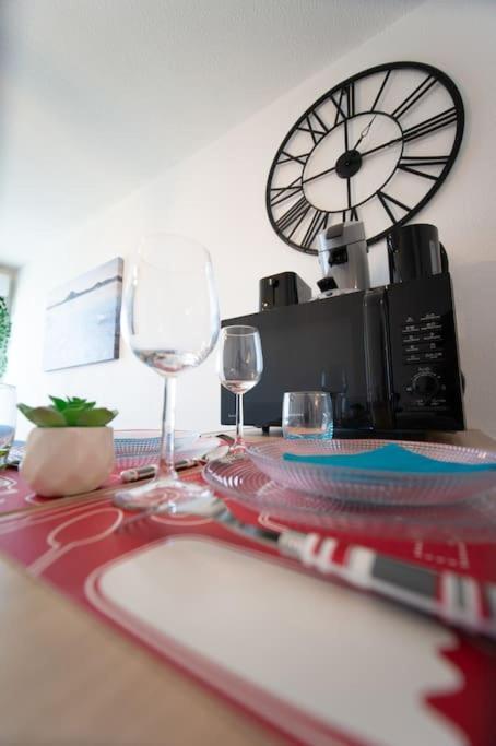 Fully Equipped Apartment St Charles Train Station Μασσαλία Εξωτερικό φωτογραφία